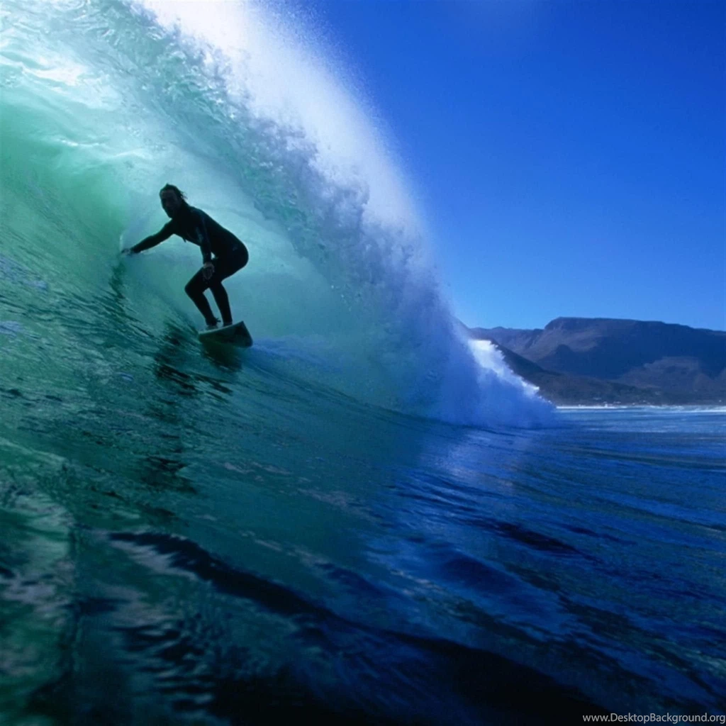 Best ipad wallpapers 2048x2048 and 1024x1024 Surfing On Ocean Wave.jpg