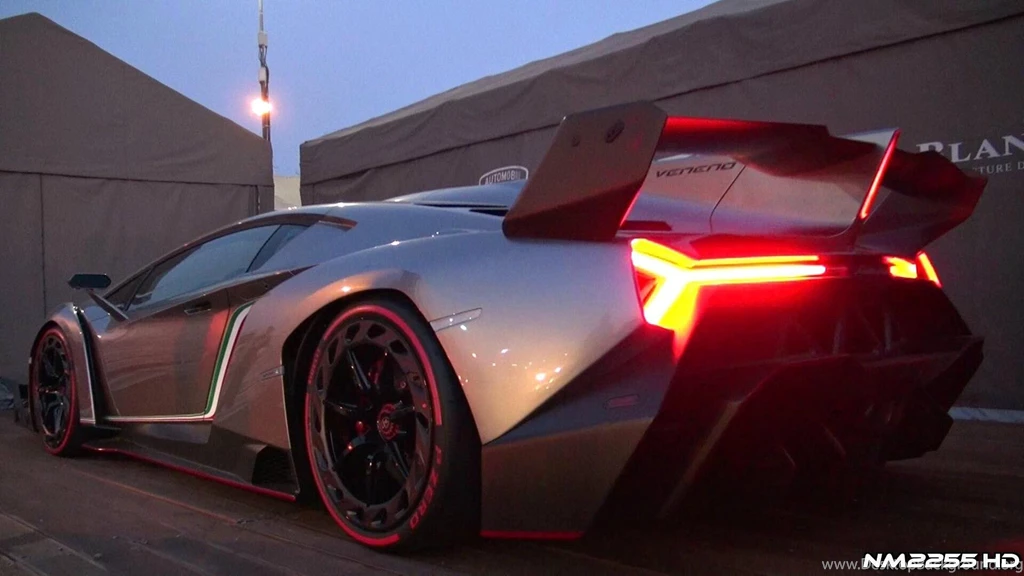 Lamborghini Veneno SOUND   Start Up And REVS!!   YouTube