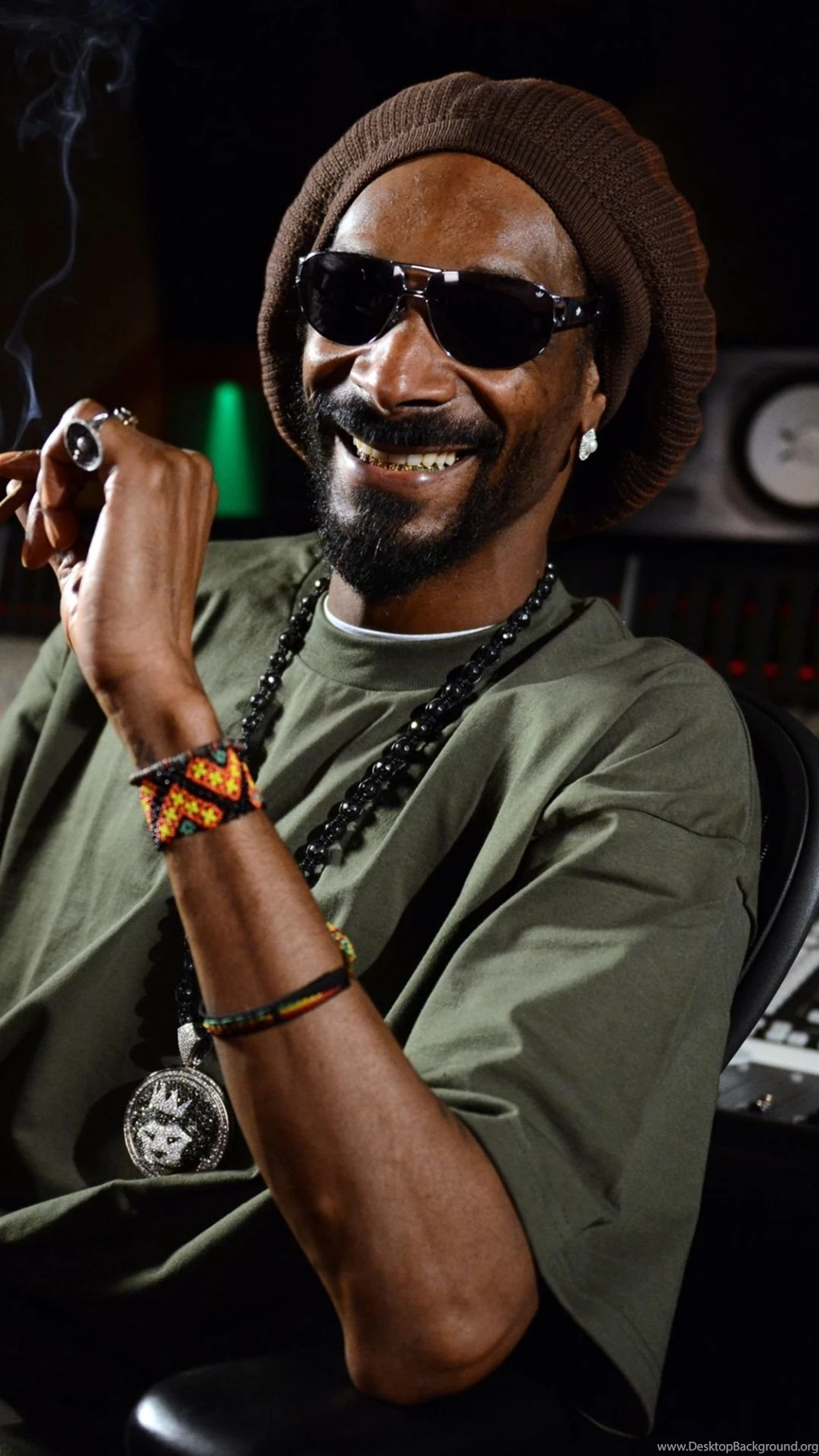 Sony Xperia Z1, ZL, Z, Samsung Galaxy S4, HTC One Snoop Dogg ...