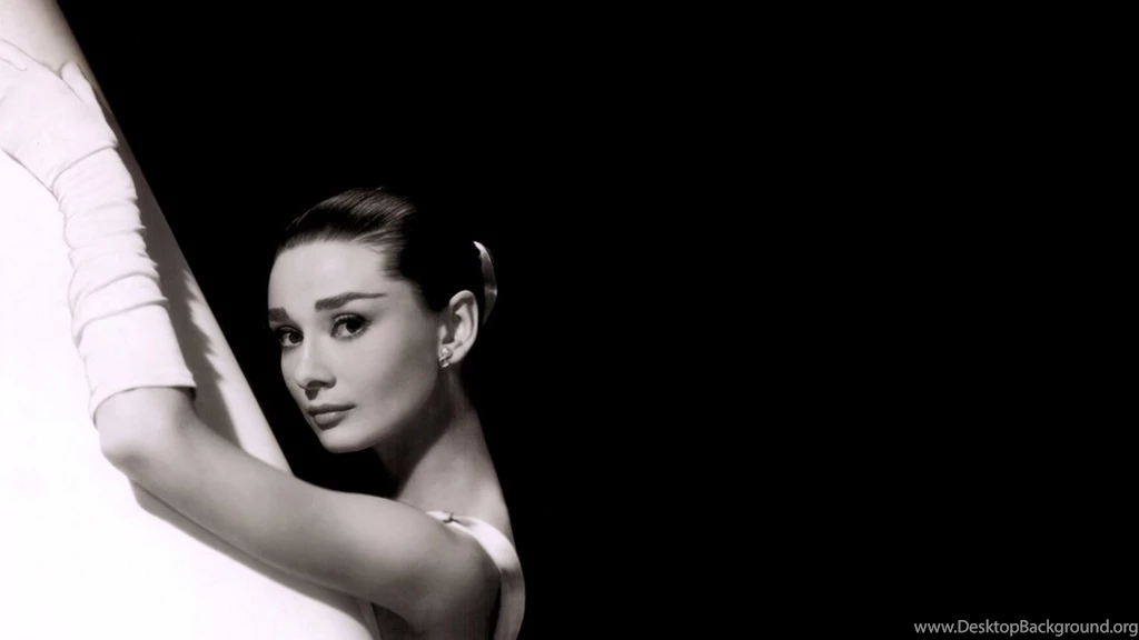 Gallery For Desktop Wallpapers Audrey Hepburn