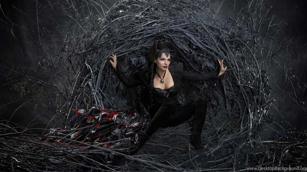 Regina, Better Known As The Evil Queen Computer Wallpapers ...