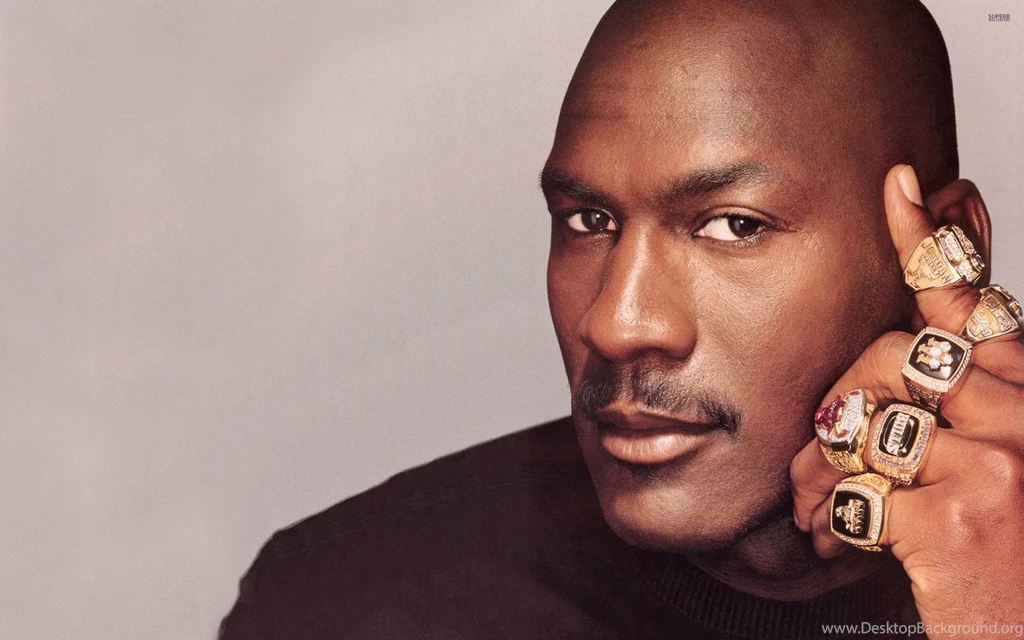 Michael jordan 28216 2880x1800.jpg