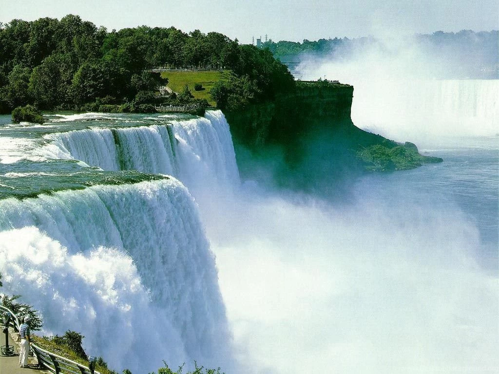 Download Amazing Nature Wallpapers In HD