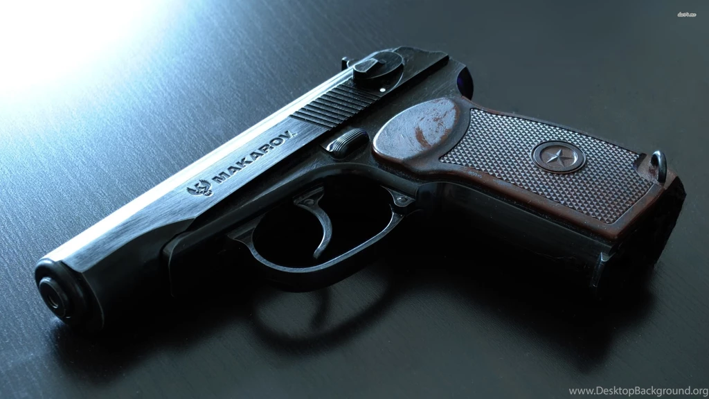 Makarov Pistol Wallpapers Photography Wallpapers