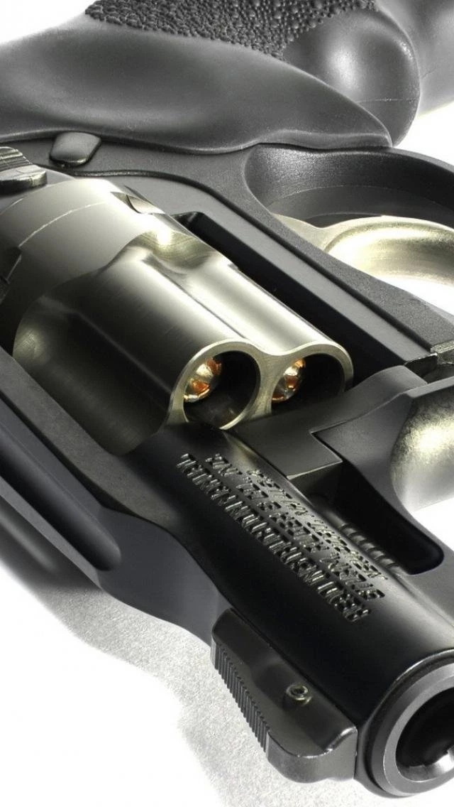 Revolver Pistol iPhone 5 Wallpapers (640x1136)