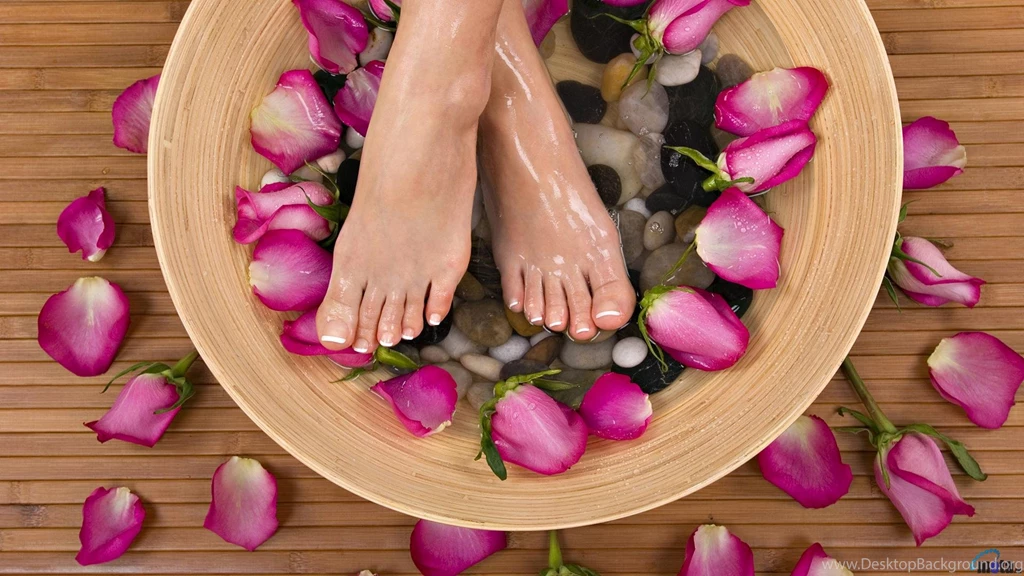 Download Wallpapers Rose Petals And Women's Feet (1920 X 1080 HDTV ...