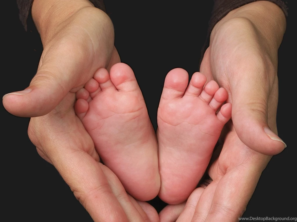 Wallpapers Little Baby Feet 1920 X 1437 People Men Women Child ...