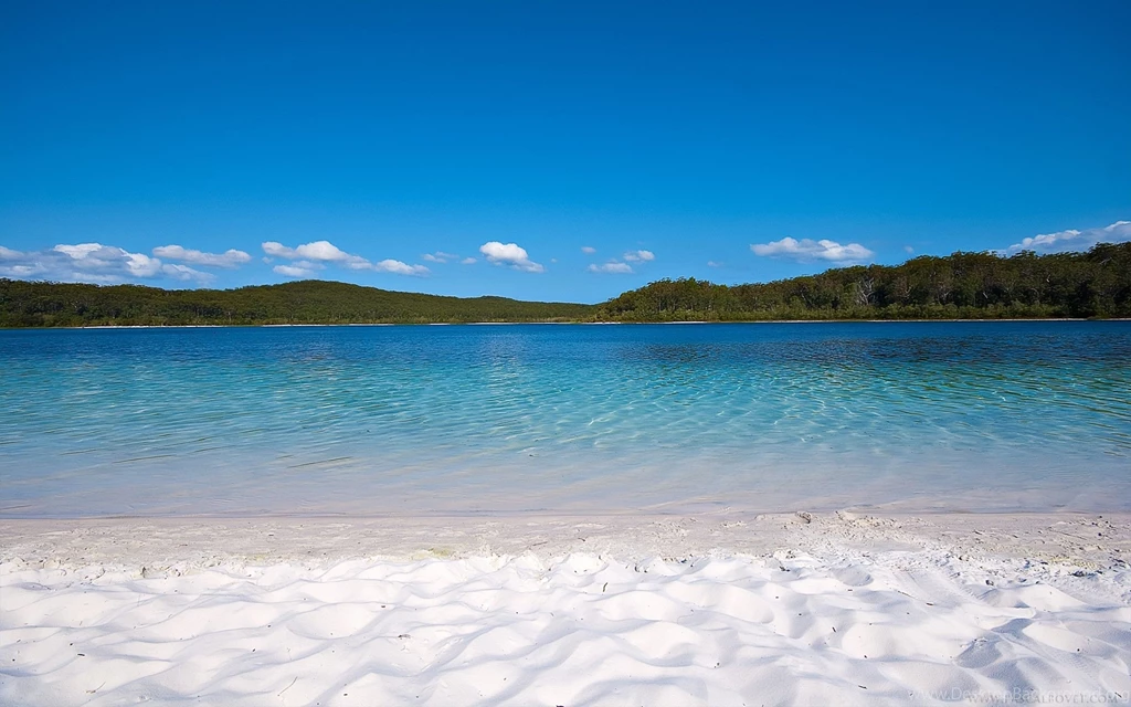 2560x1600 White Sand & Lake Australia Desktop PC And Mac Wallpapers