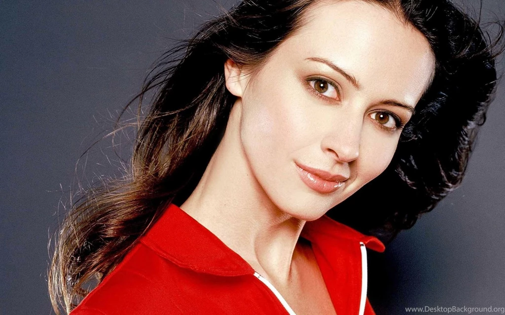 Amy Acker Wallpapers High Quality