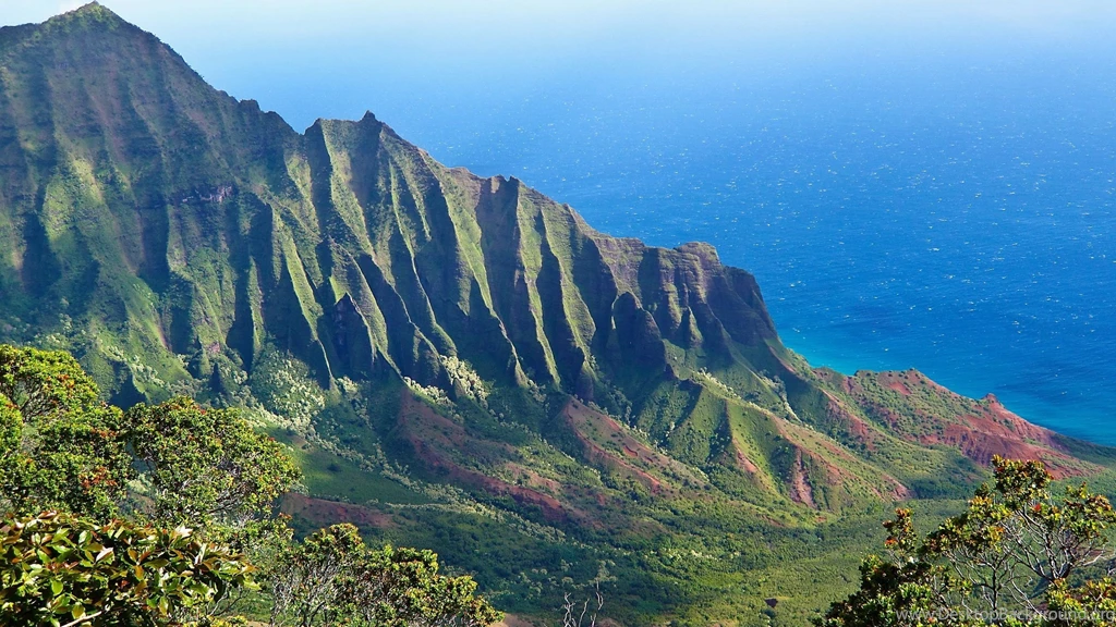 2560x1440 Kalalau Valley Hawaii Wallpapers