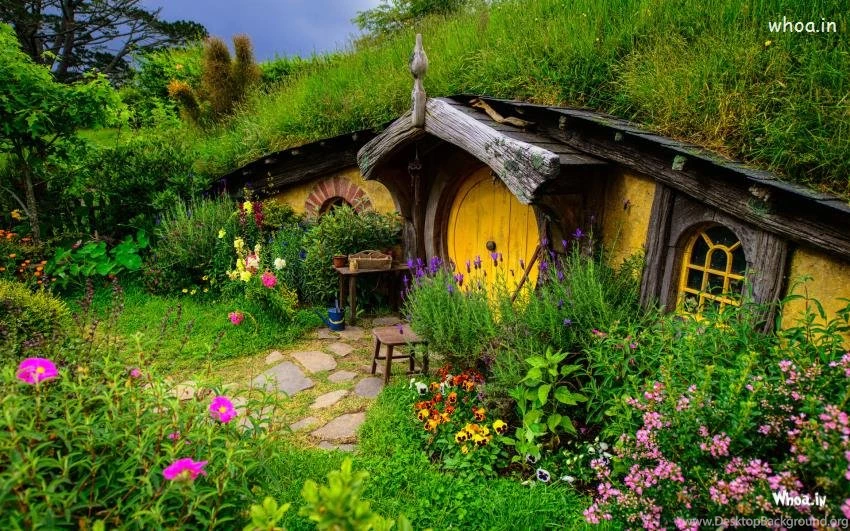 Natural artificial home with green grass wallpaper.jpg