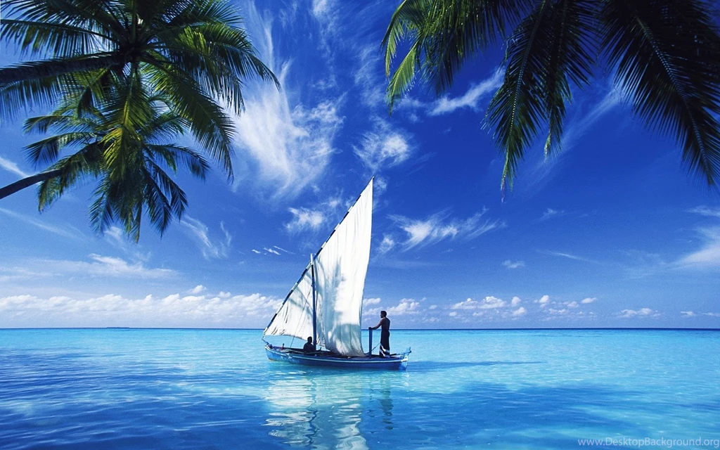 Sailing Over Indian Ocean Wallpapers