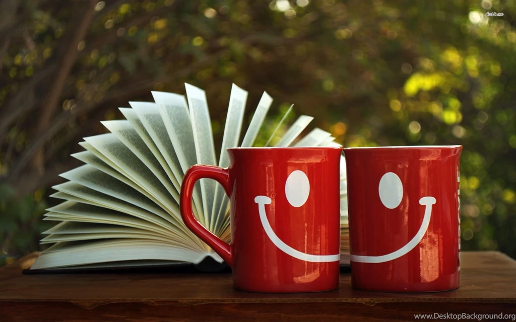 Happy Mugs And An Open Book Wallpapers   Photography Wallpapers ...