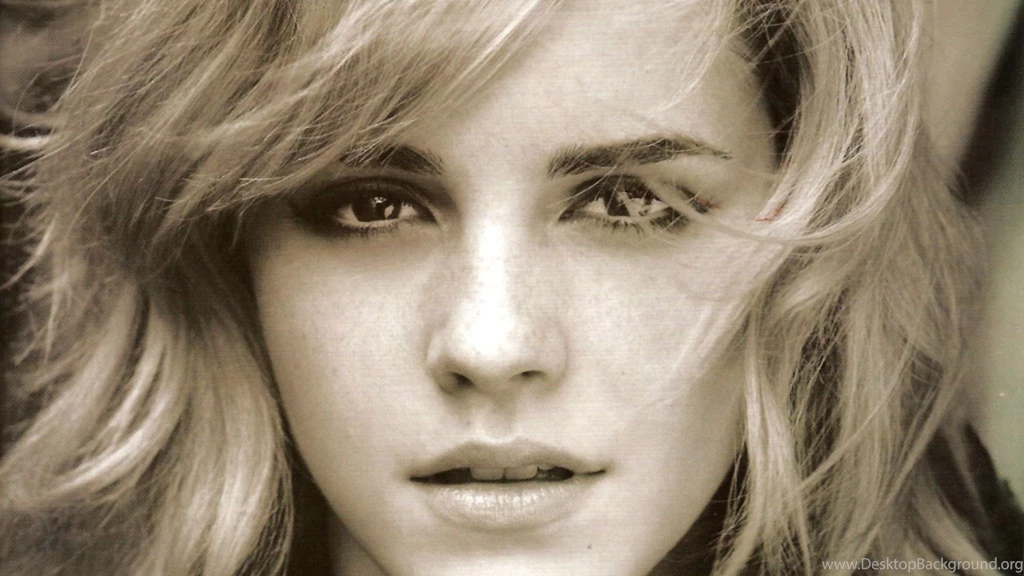 Emma Watson Face Beauty Wallpaper.jpg