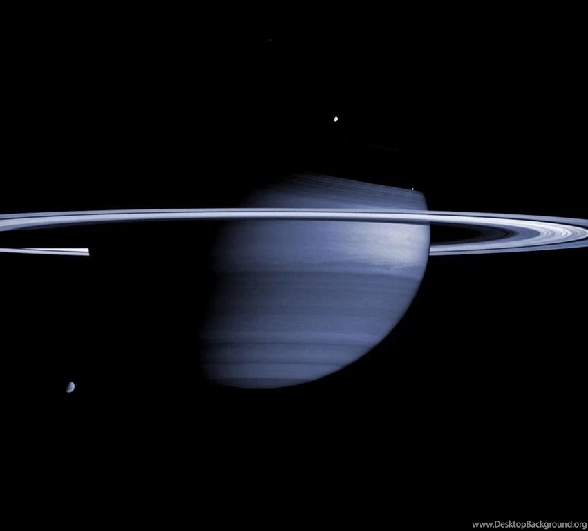 Weekend iPad Wallpapers: Saturn