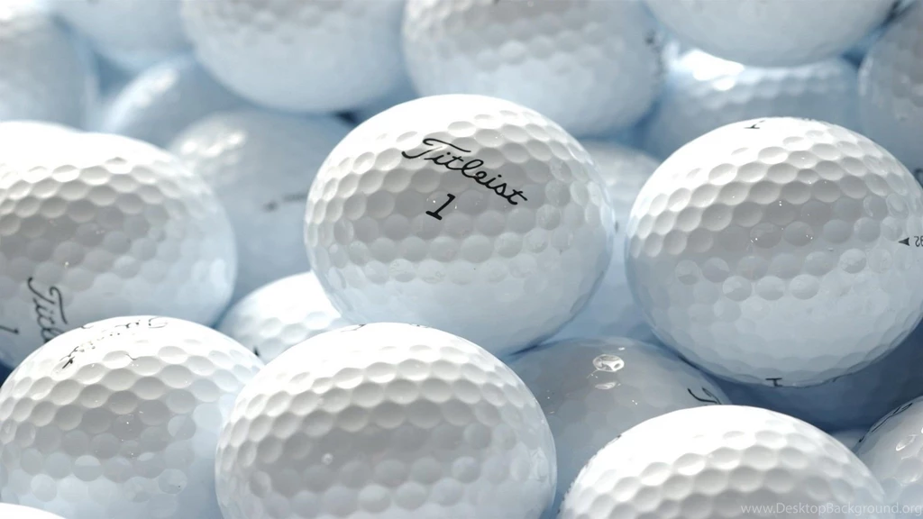 GOlf ball hd wallpaper 1