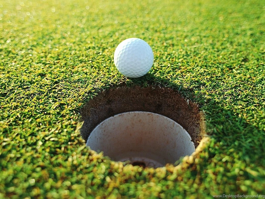Golf Ball Near Hole 1600x1200 Wallpapers, 1600x1200 Wallpapers ...