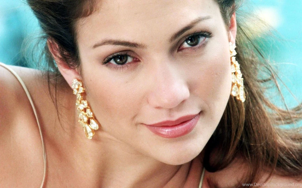 Celebrities Hd Wallpapers ~ Toptenpack.com