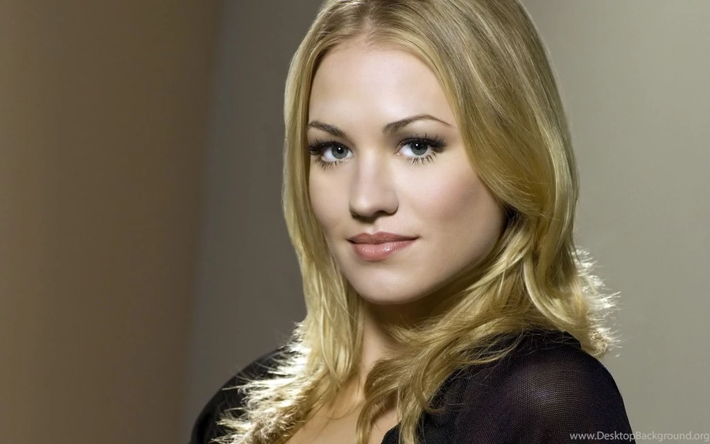 Latest Hollywood Celebrity Wallpapers   HD Wallpaper Backgrounds ...