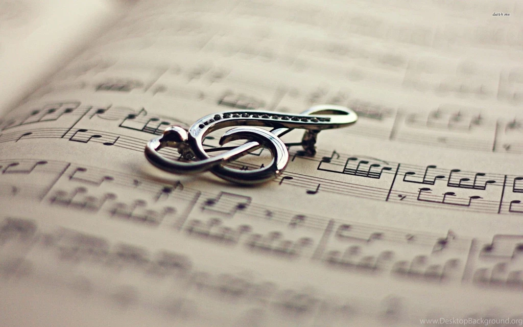 G clef Pin Wallpapers Music Wallpapers