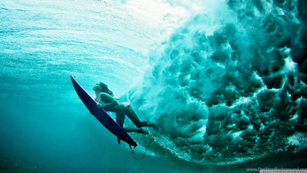 Underwater Surfing Wallpapers (DESKTOP BACKGROUNDS)