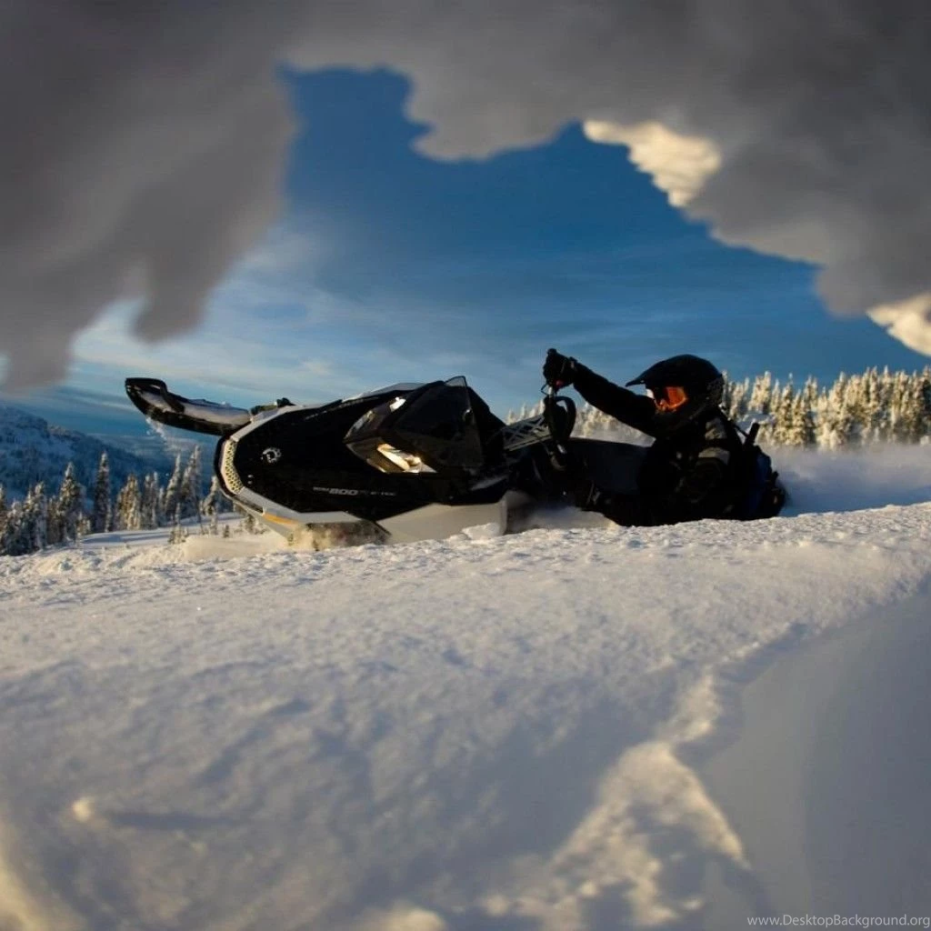 8590 snowmobile wallpaper 127304 1600x900 2xlq0c3bqijibqfas08v7u.jpg
