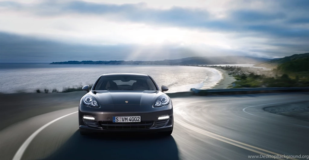 Porsche Panamera_S_2011_3000x1560_wallpaper_01.jpg