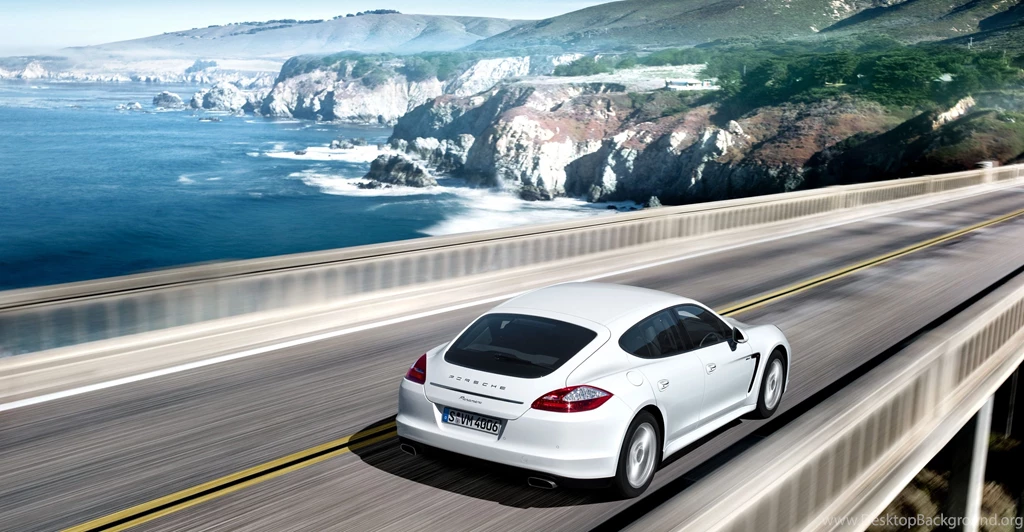 White Porsche Panamera_diesel_2011_3000x1560_wallpaper_0131.jpg