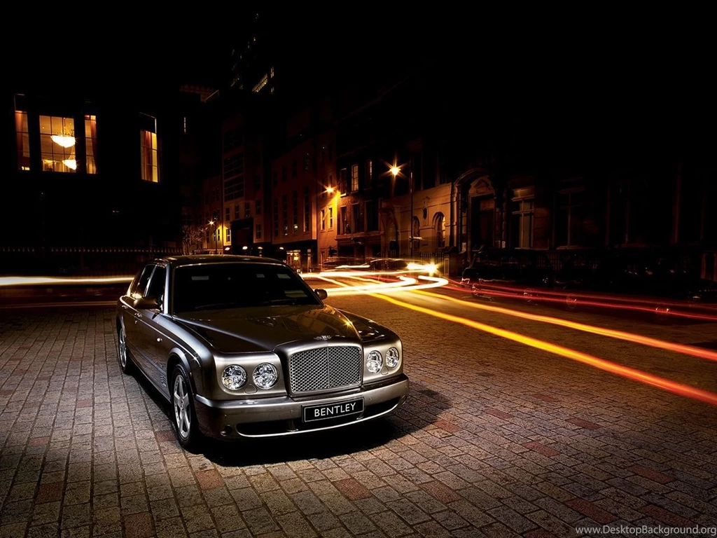 2007 Bentley Arnage Front Angle 1280x960.jpg