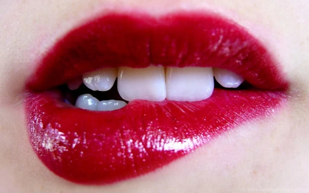 Hot and Sexy Red Lips HD Wallpaper 1024x640.jpg