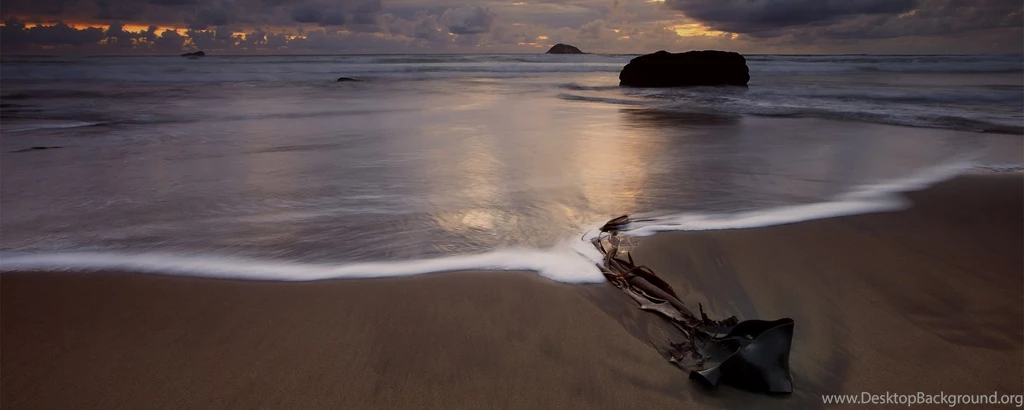 Download Dual Monitors Wallpapers 2560x1024