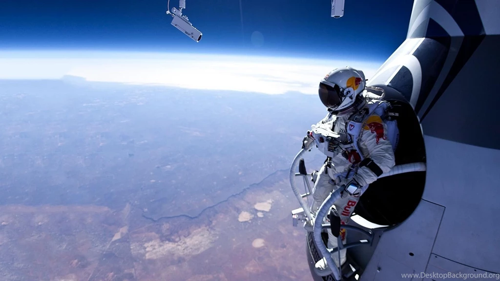 Sports Extreme Sports Red Bull Felix Baumgartner Red Bull Stratos ...