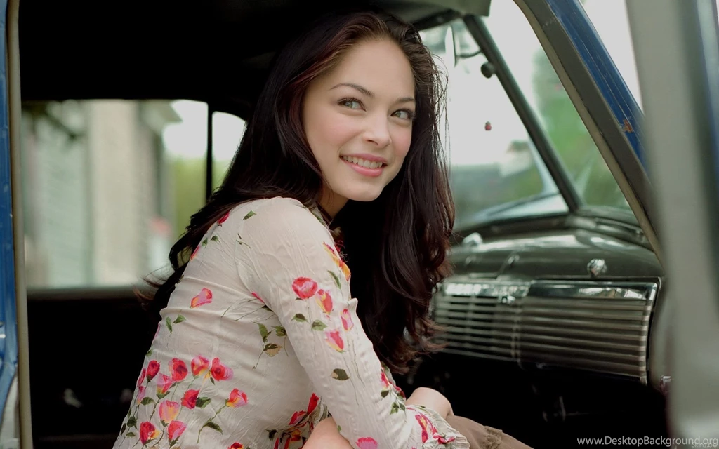 Kristin kreuk wallpapers 15 – GotCeleb: Wallpapers