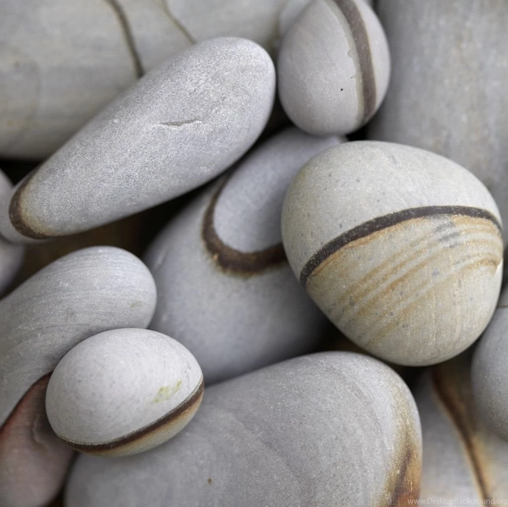 Eyesurfing: Beach Pebbles iPad Wallpapers Theme