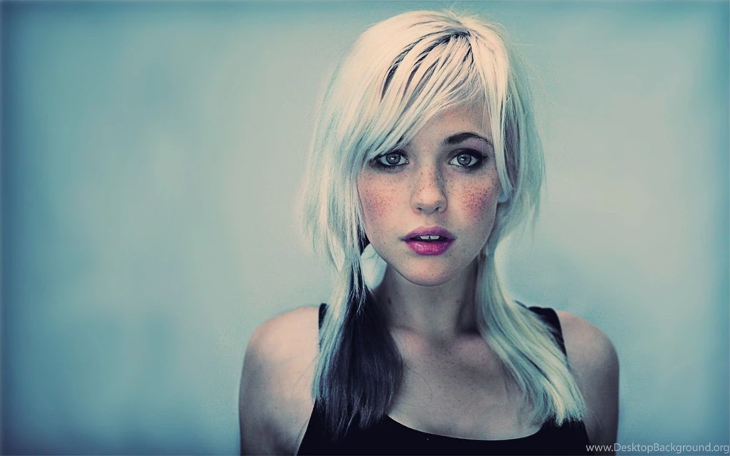Model blonde girl with freckles photo wallpaper 1920x1200 ...