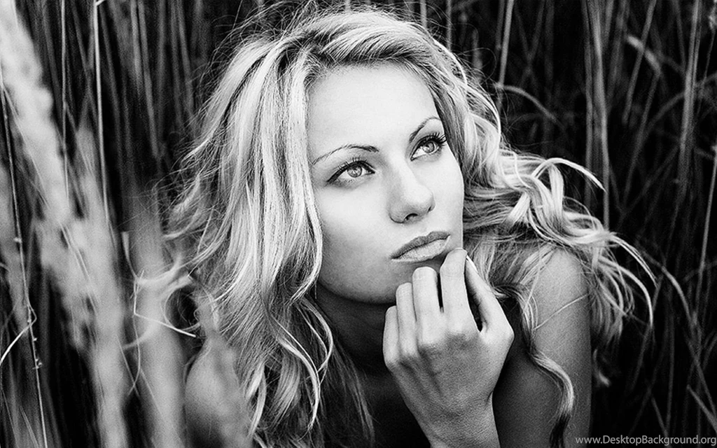 Beautiful Blonde Model Portrait Wallpapers