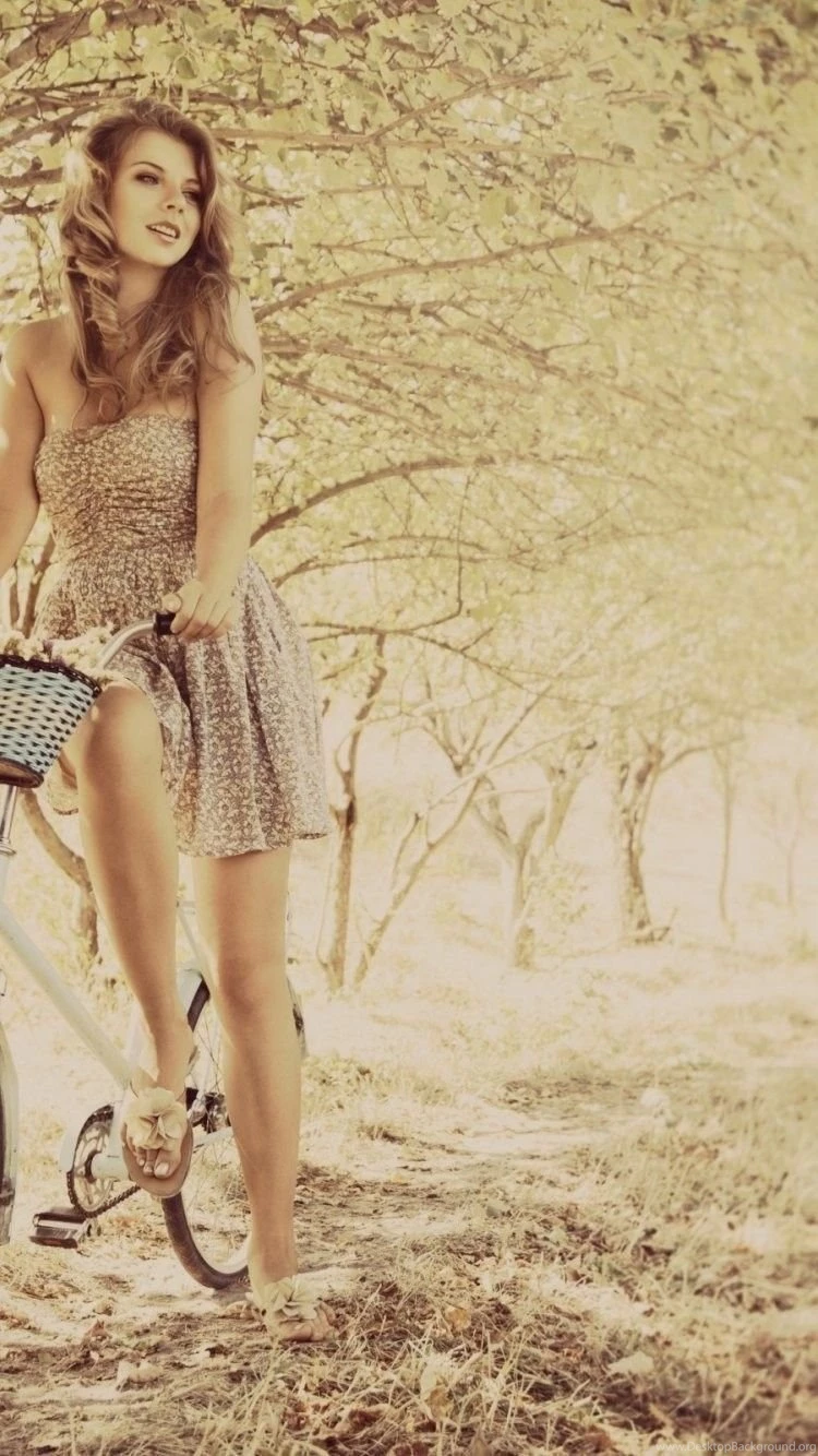 50 Cute And Beautiful Wallpapers For iPhone