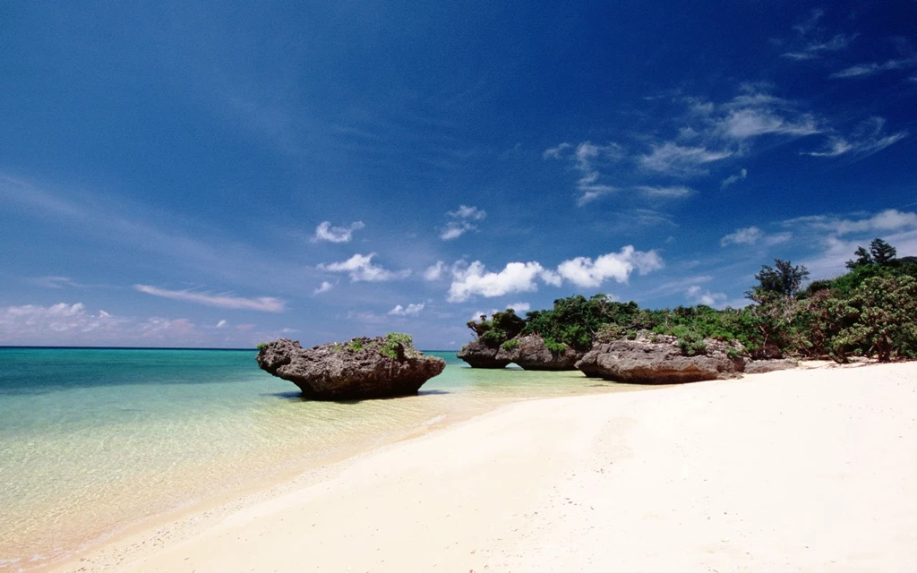 Japan Okinawa Island Beaches Wallpapers Okinawa Tourist ...