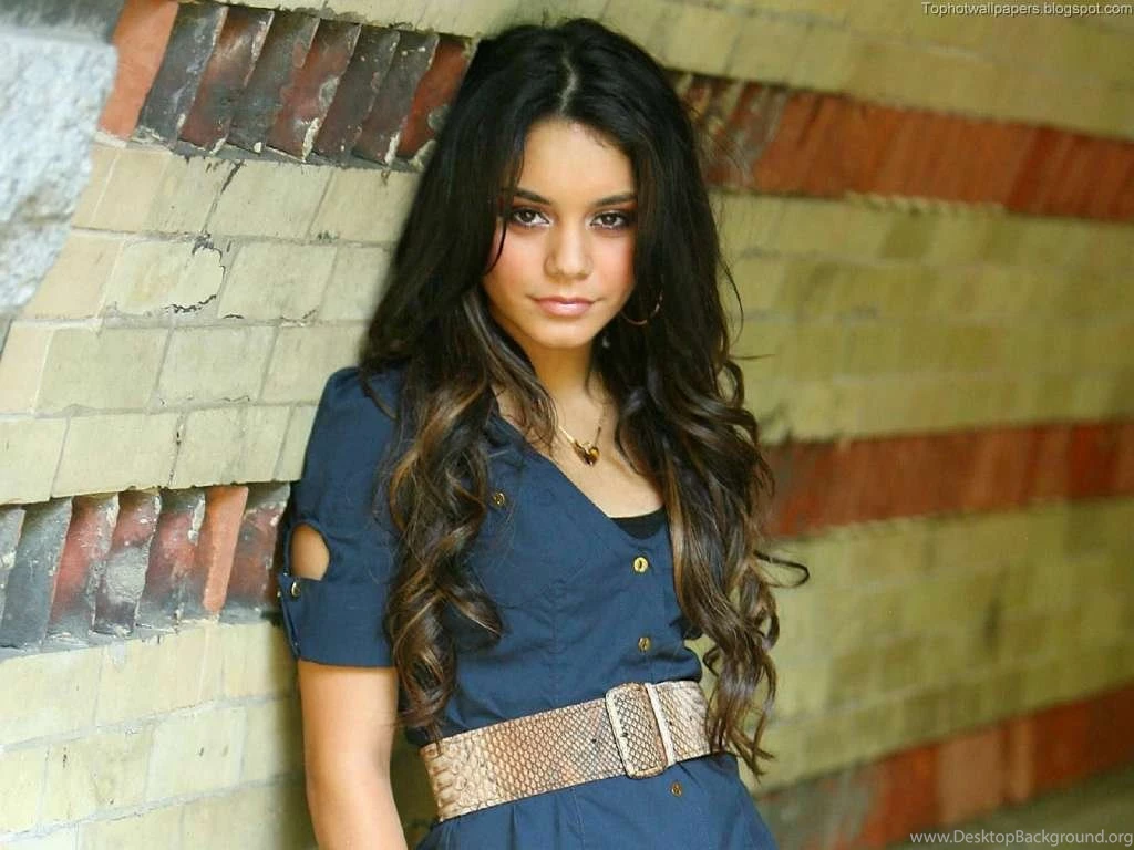 Best Vanessa Hudgens Wallpaper 03 AMB.jpg