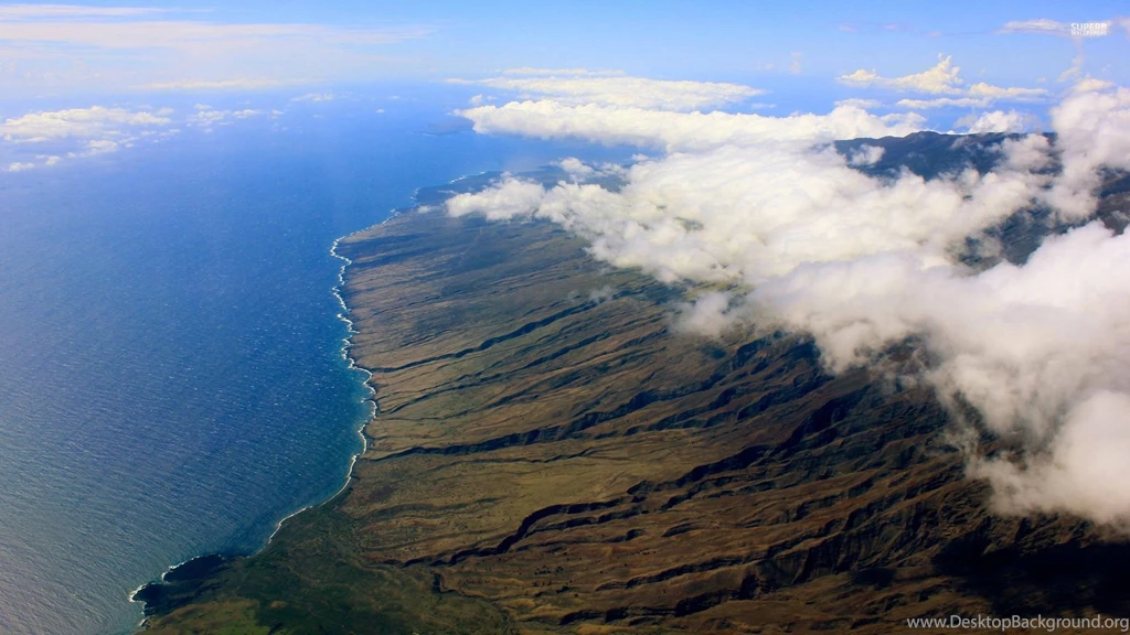 Cloud Blanket Over Maui Wallpapers Nature Wallpapers