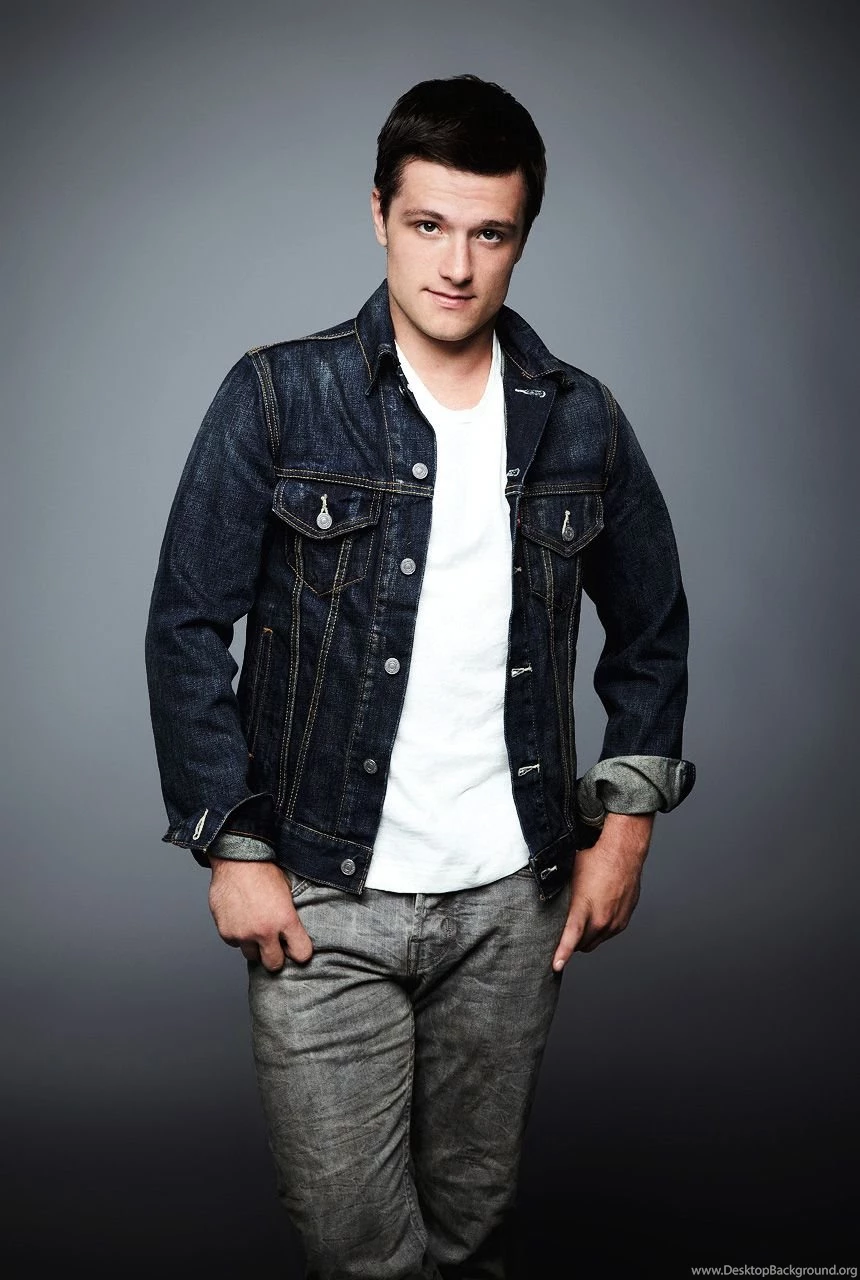 Josh Hutcherson Mockingjay Premiere Wallpaper.