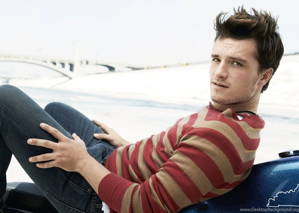 Josh Hutcherson As Peeta Mellark Hunger Games Mockingjay Images ...