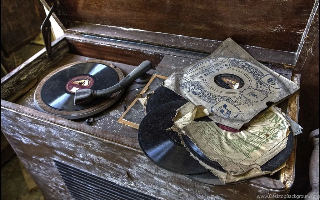 Vintage Gramophone Wallpapers And Images Wallpapers, Pictures ...