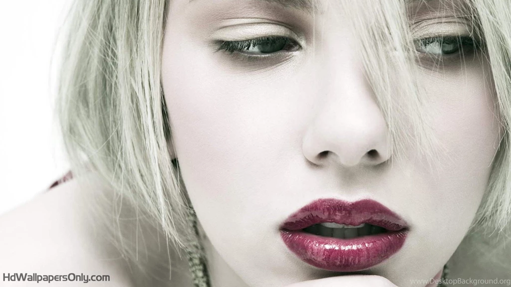 Scarlett Johansson Wallpapers Hot PicsHD Wallpapertec