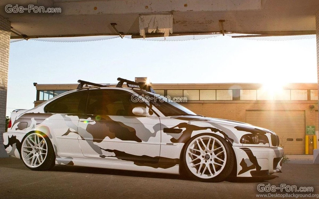 394027_kamuflyazh_BMW_1680x1050_www.Gde Fon.com.jpg