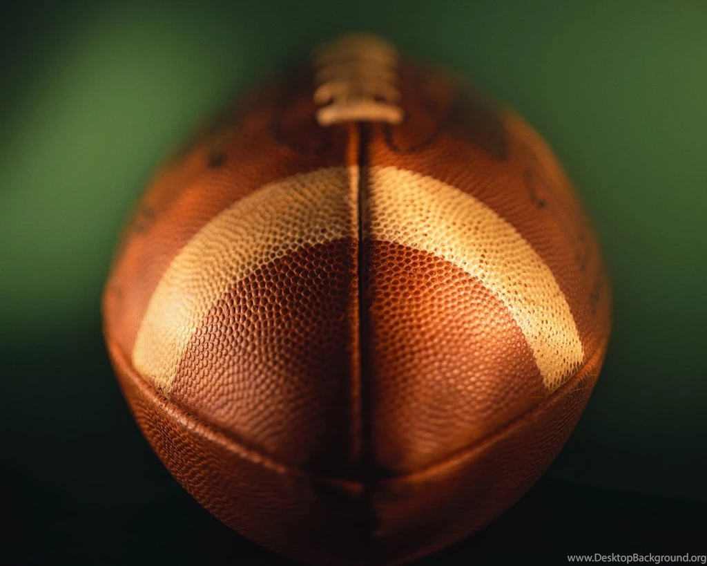 A Canadian Chick's Guide To American Football – Vanessa Runs