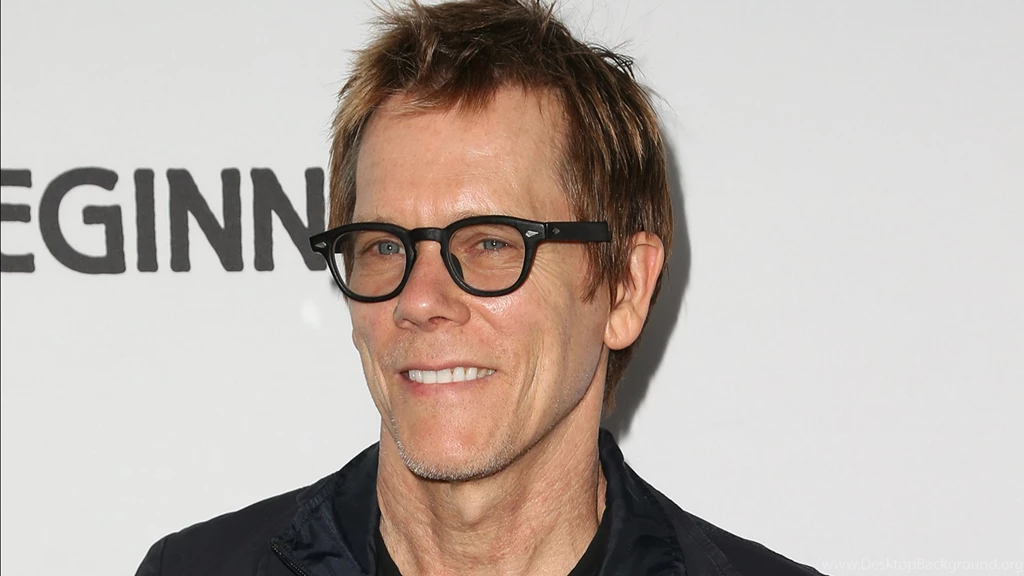 Kevin bacon unrecognizable selfie photo