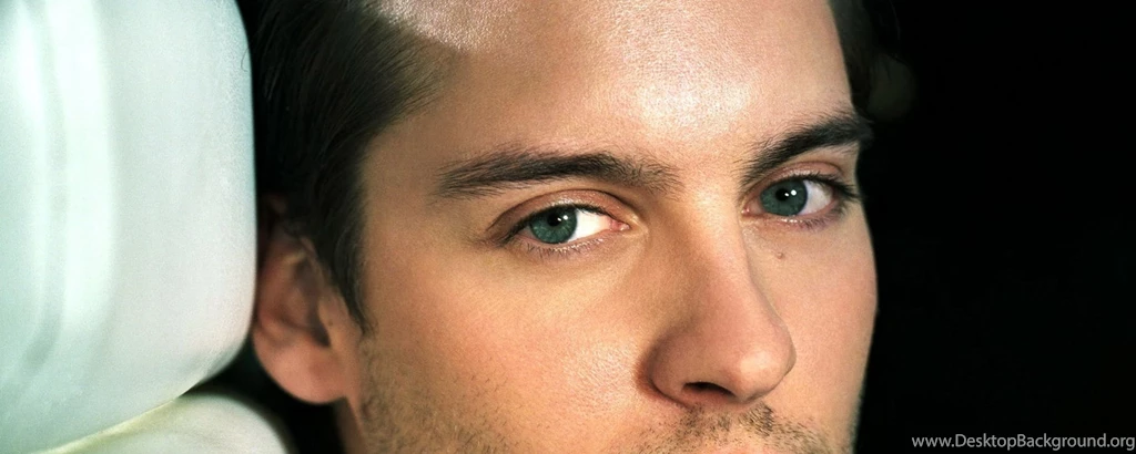 Download Wallpapers 2560x1024 Tobey Maguire, Actor, Charming ...