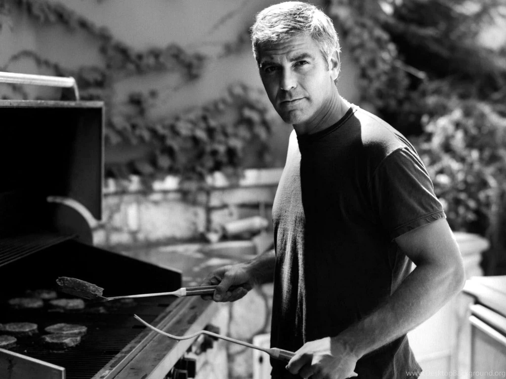 George Clooney Making Barbecue 1600x1200 Wallpapers