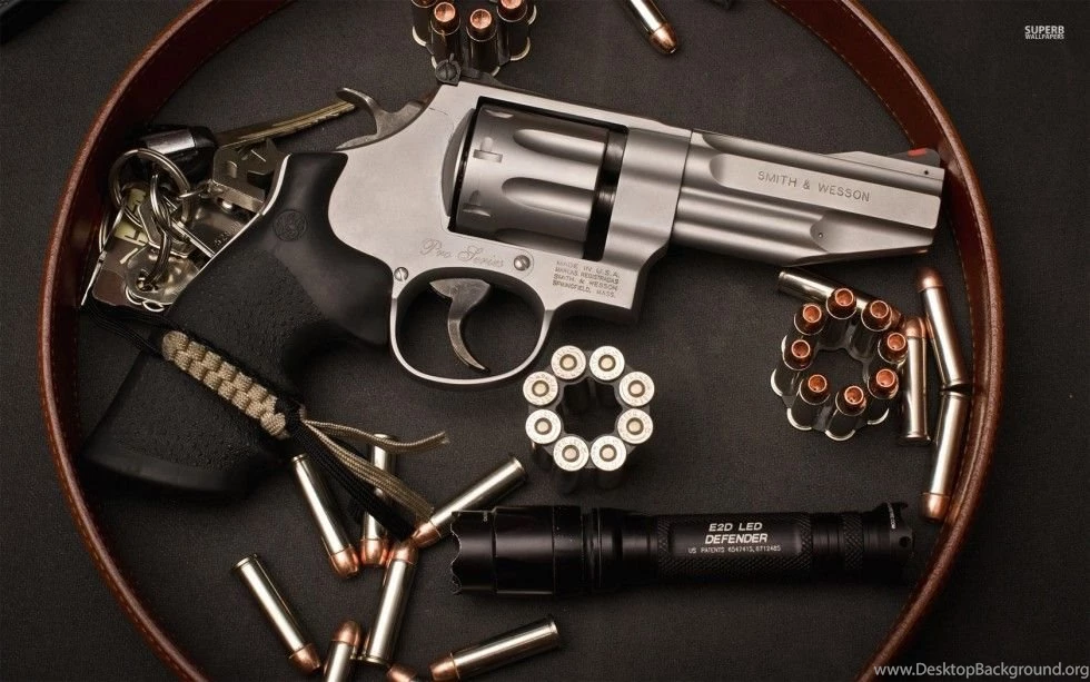 Magnum Gun Wallpapers